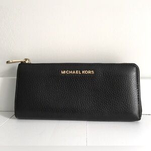 Michael Kors Black Pebble Leather Quarter Zip Wallet
